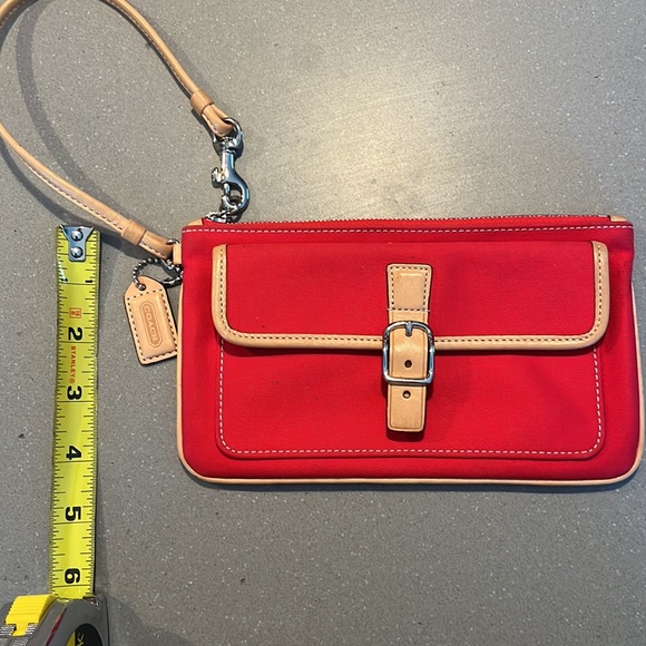 Coach wristlet - Picture 7 of 7